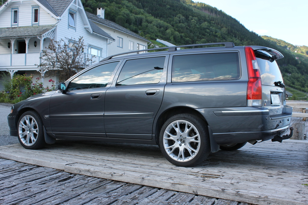 Alfen`s Vovlo V70N D5 AWD Summum 2005! - Side 2